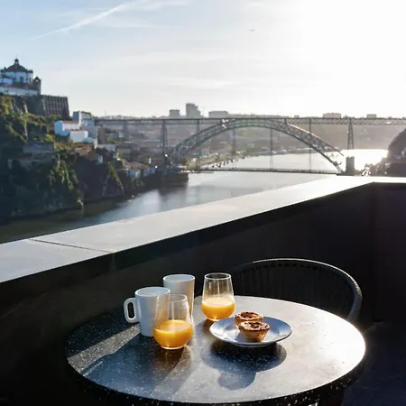 아파트 Guestready - An Urban Retreat With River View