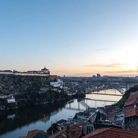 아파트 Guestready - An Urban Retreat With River View *