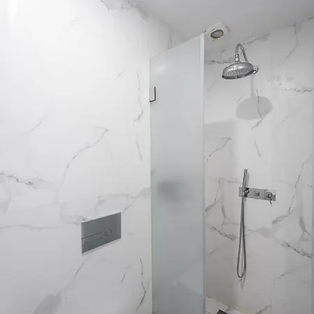 Guestready - An Urban Retreat With River View דירה