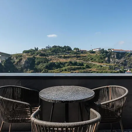 Guestready - An Urban Retreat With River View